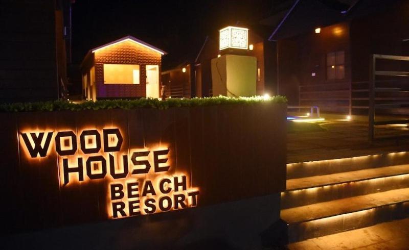 Woodhouse Beach Resort Baga Dış mekan fotoğraf